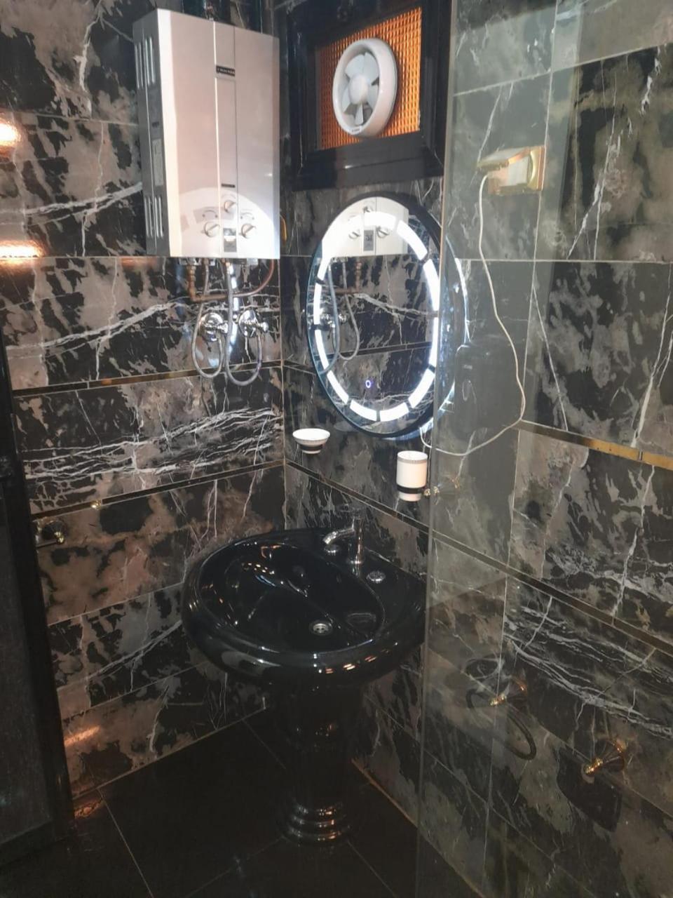 A3m Residance فندقية بمدينة نصر على بعد دقائق من التجمع الخامس Apartment
